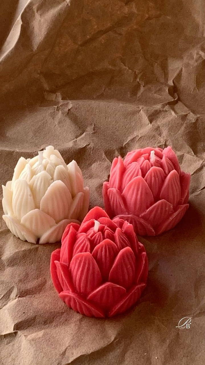 Lotus Candle